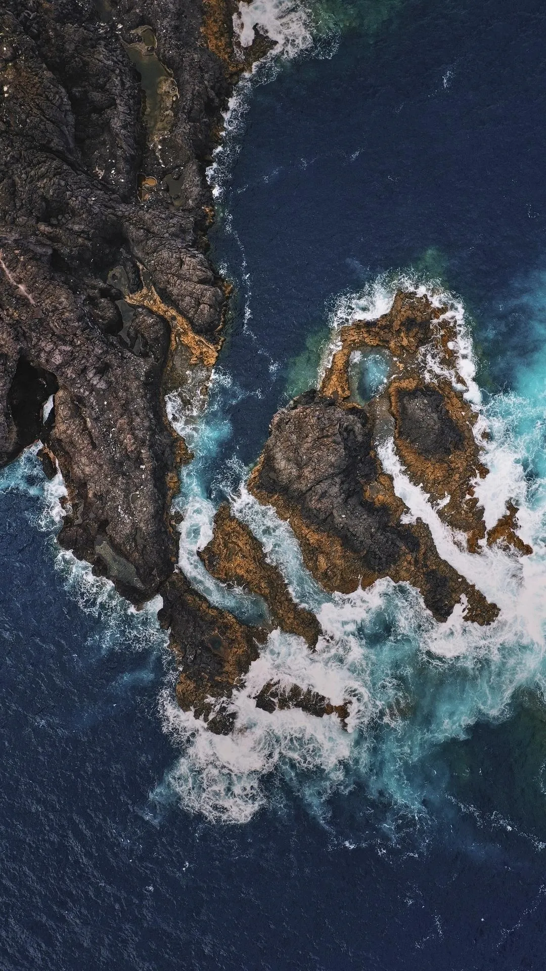 Aerial View of Ocean Cliffs and Turquoise Water Wallpaper