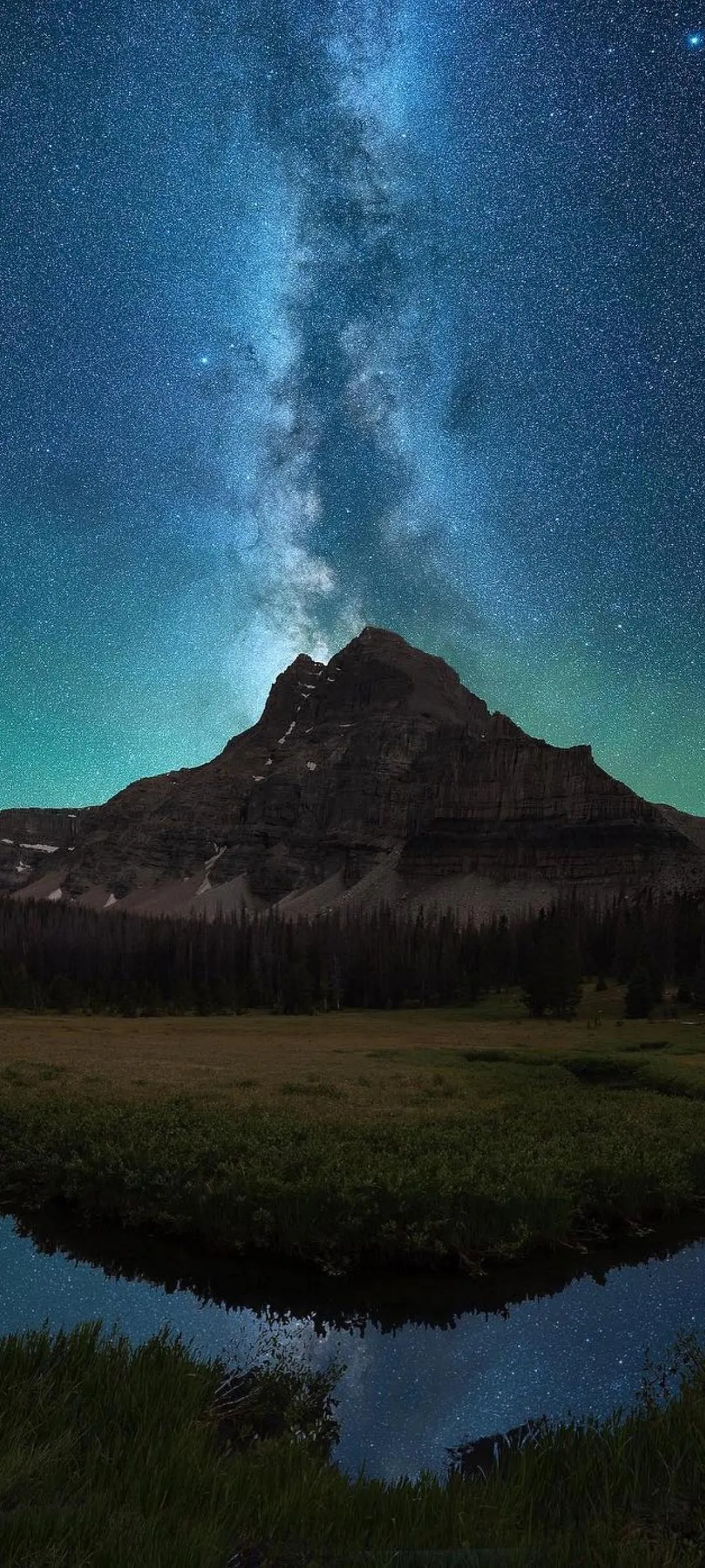 Beautiful Night Sky Over Mountain Reflection Lake Wallpaper