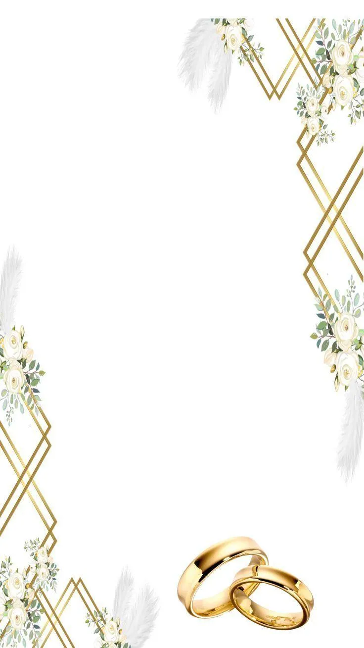 Elegant wedding rings with golden floral geometric design