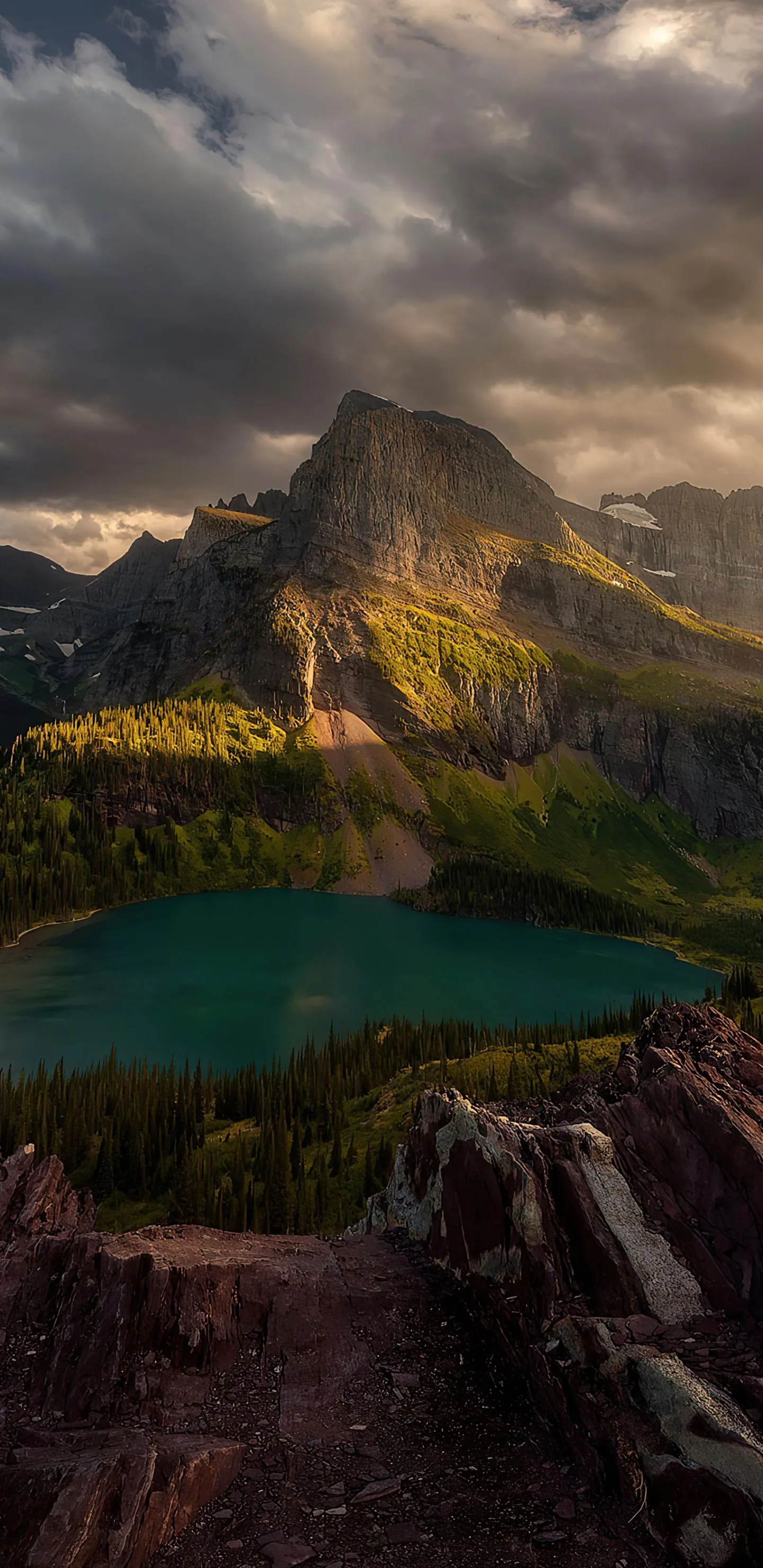Scenic Mountain Lake View with Dramatic Sky Reflections