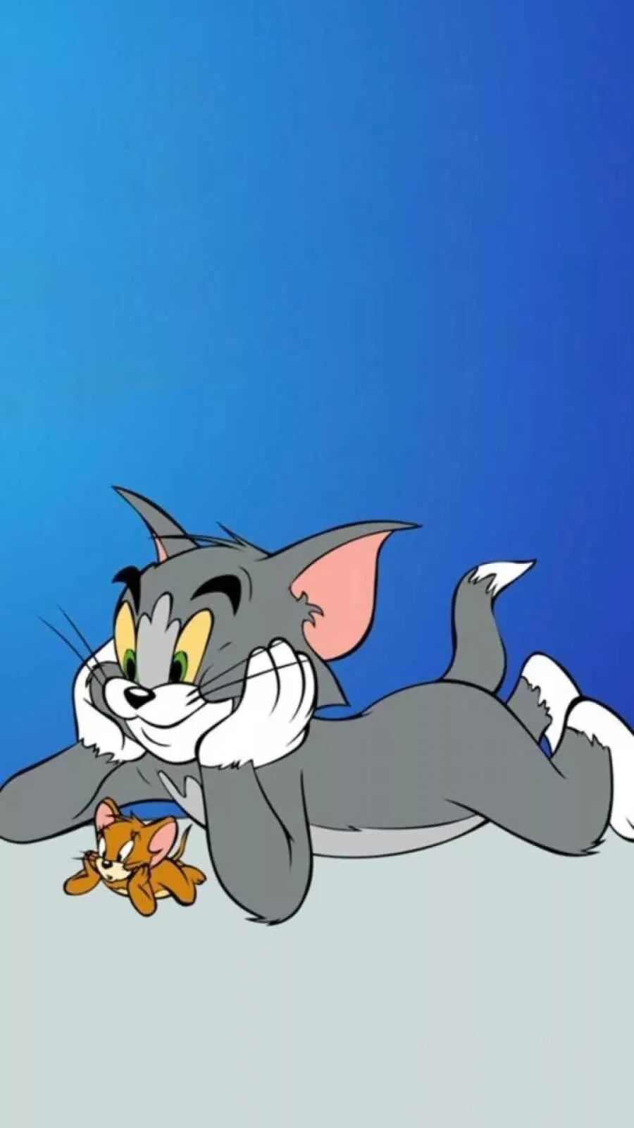 Tom chasing Jerry on a blue gradient background wallpaper