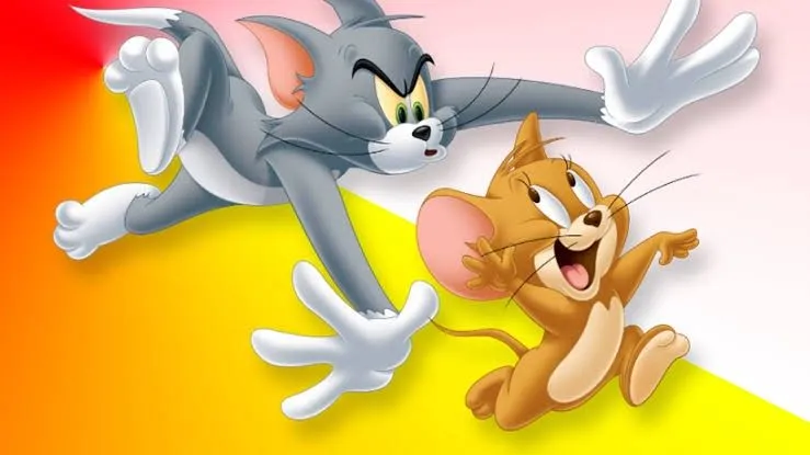 Tom chasing Jerry on a bright colorful background wallpaper