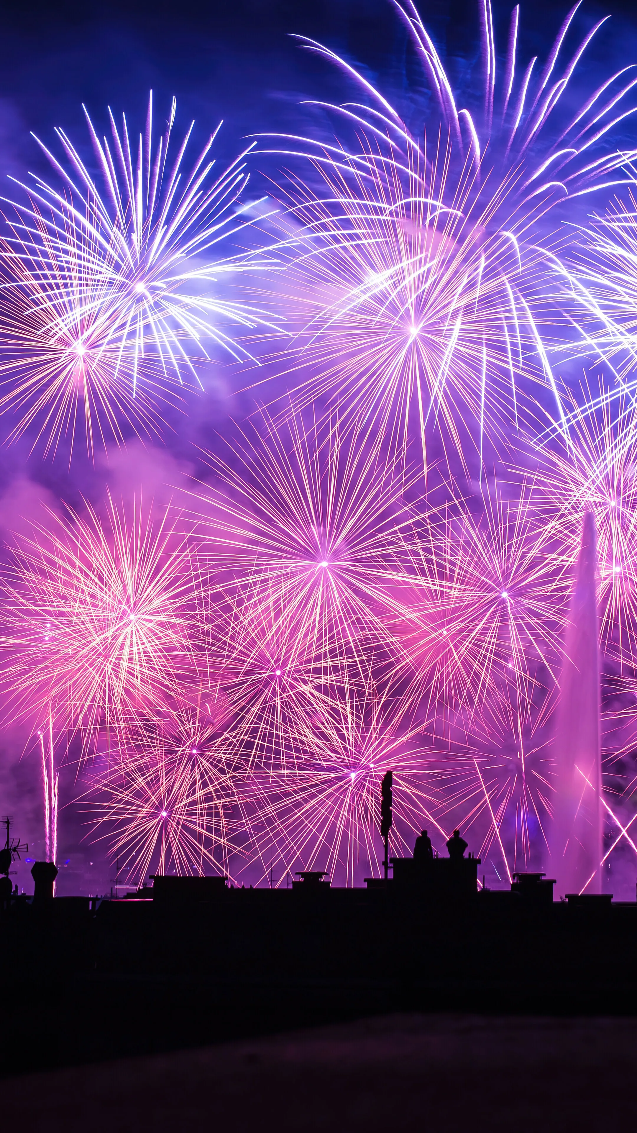 Colourful Firework Show Over the Water Wallpaper HD Free