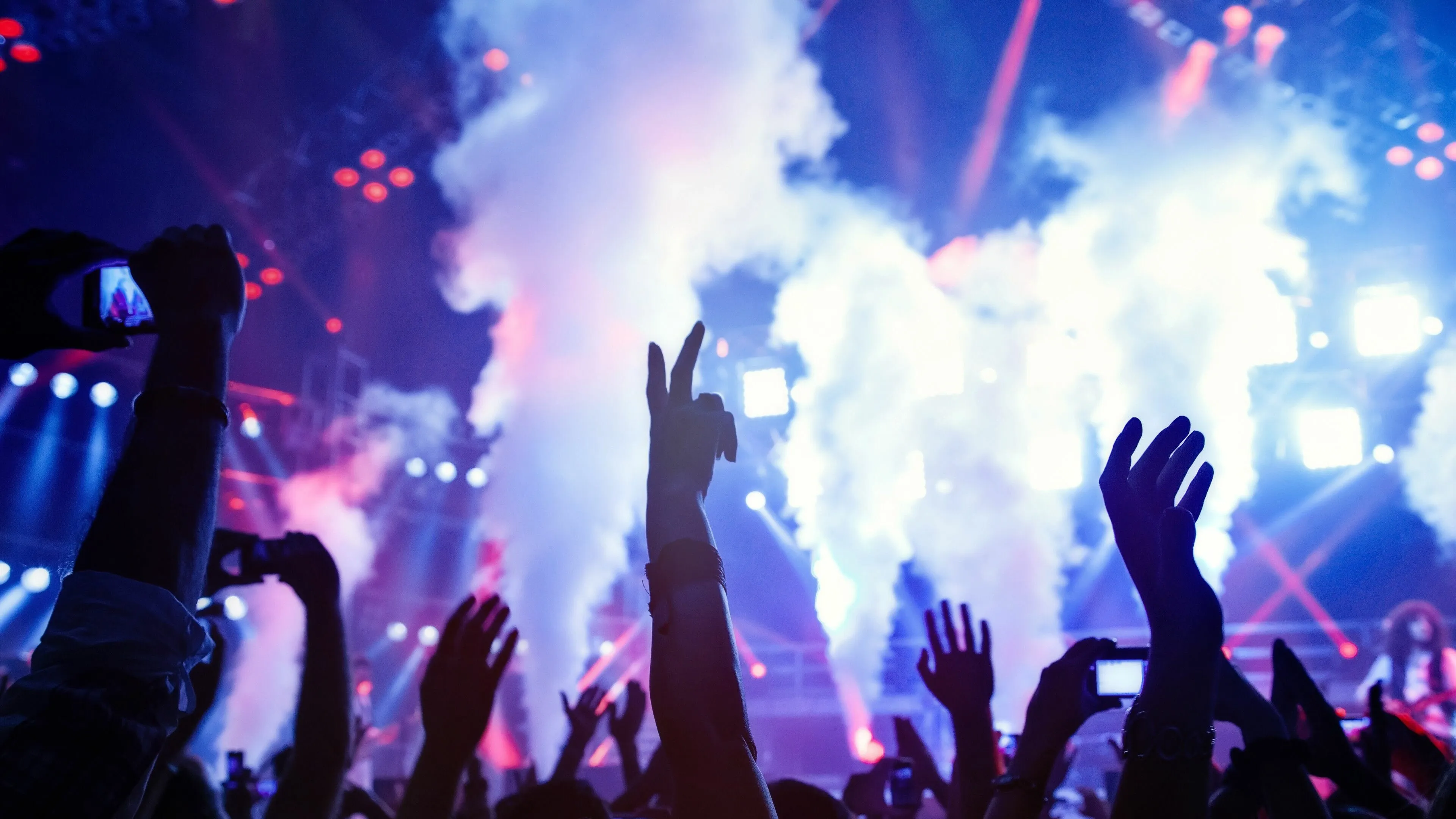 Concert Night with Lights and Live Music Wallpaper HD Free