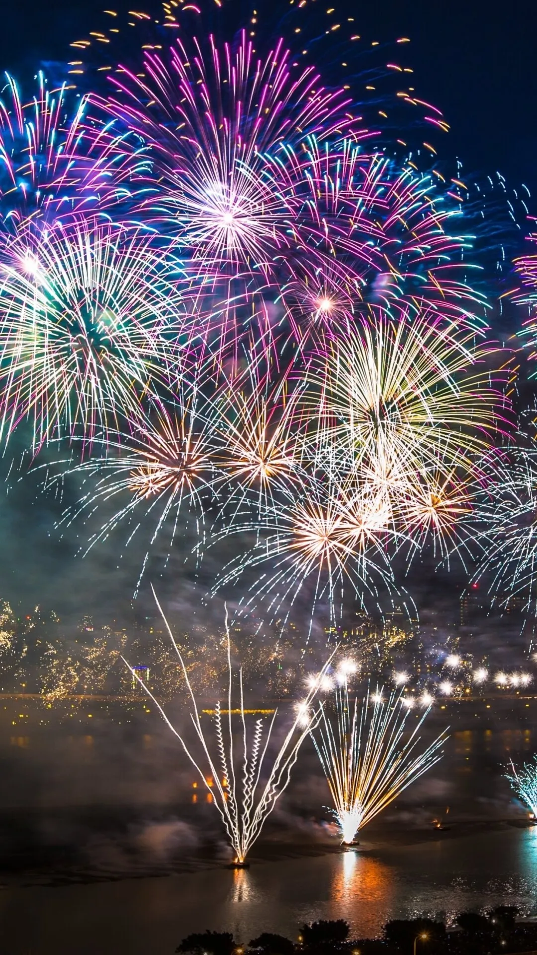 Festival Night with Vibrant Fire Crackers Show Wallpaper