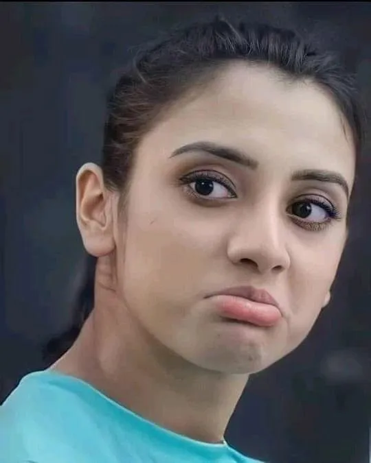 Smriti Mandhana Focused Expression on the Field wallpaper