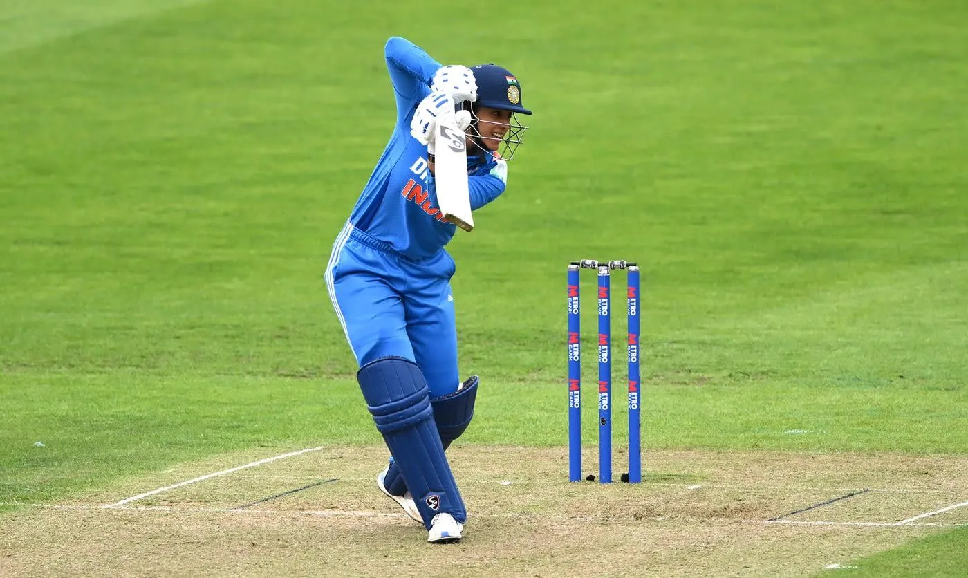 Smriti Mandhana gearing up for batting on the field