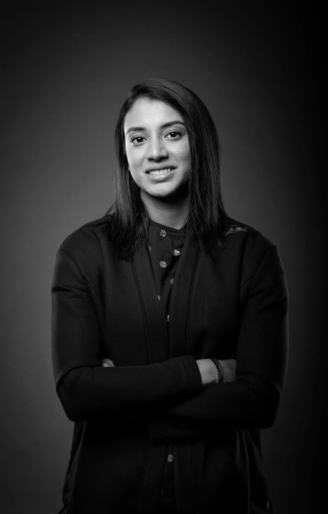 Smriti Mandhana in black attire a serious focus on her task