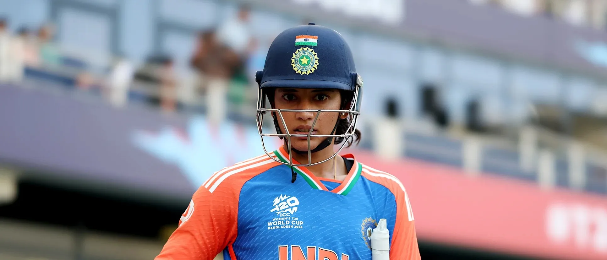 Smriti Mandhana in Full Action for Team India wallpaper