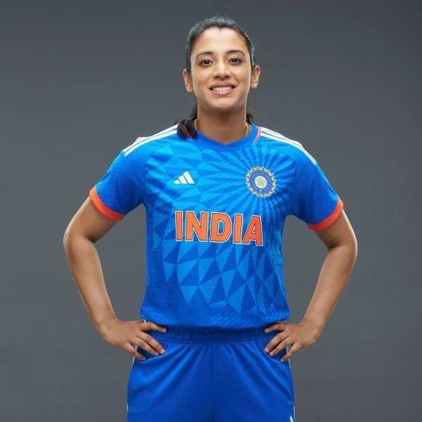Smriti Mandhana in India Jersey During a Match wallpaper