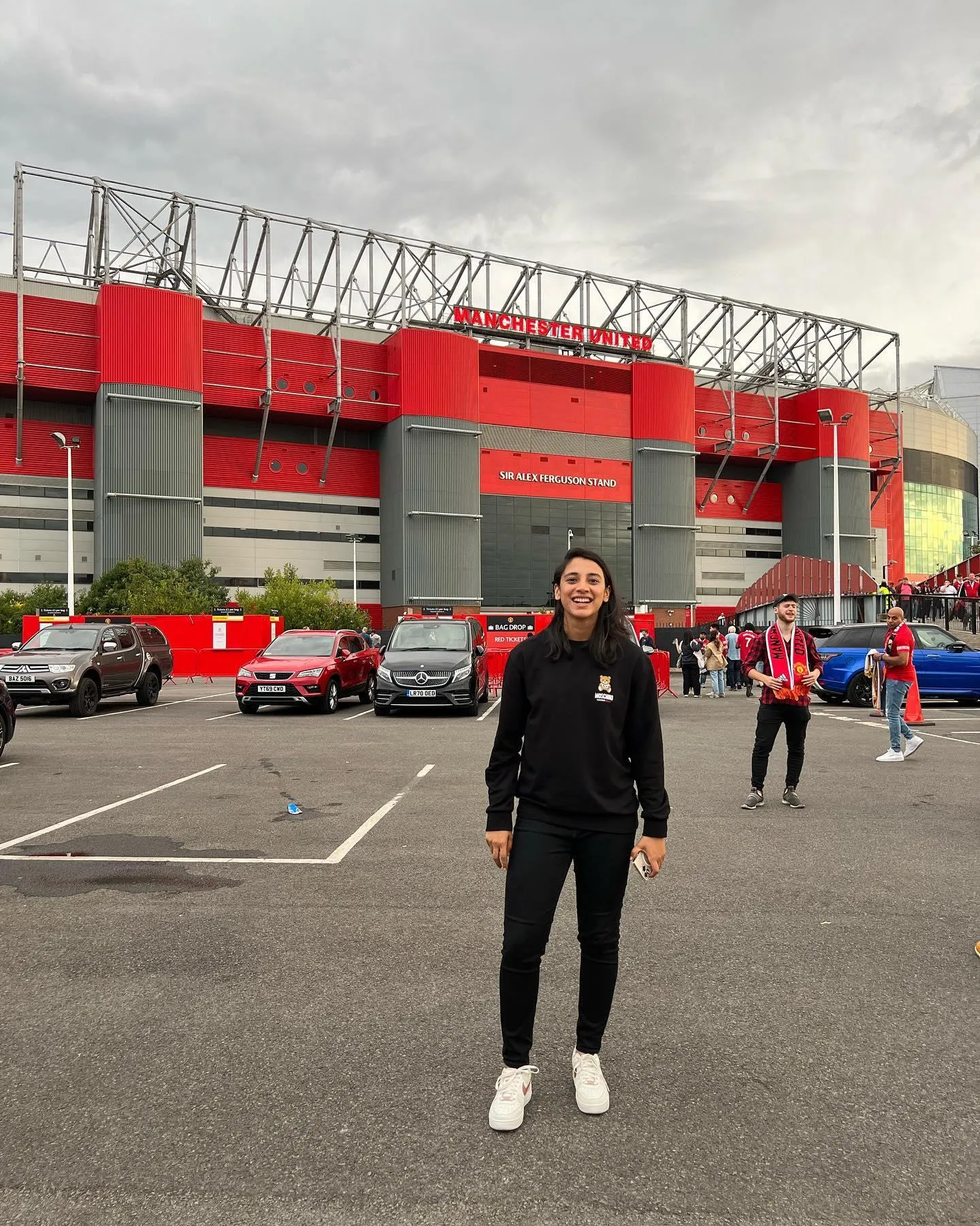 Smriti Mandhana Outside Football Stadium UK wallpaper