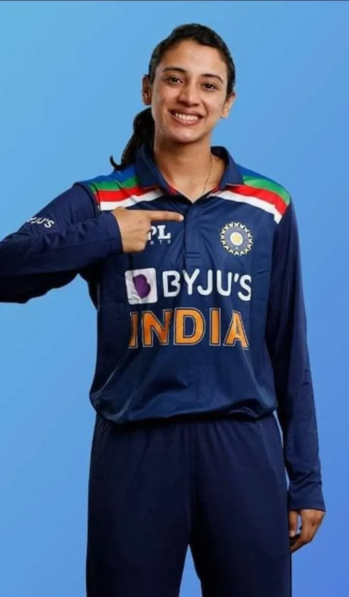 Smriti Mandhana Posing Confidently in Stylish Pose