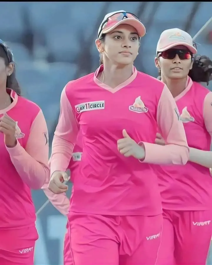 Smriti Mandhana Posing with Confidence in Cricket Kit