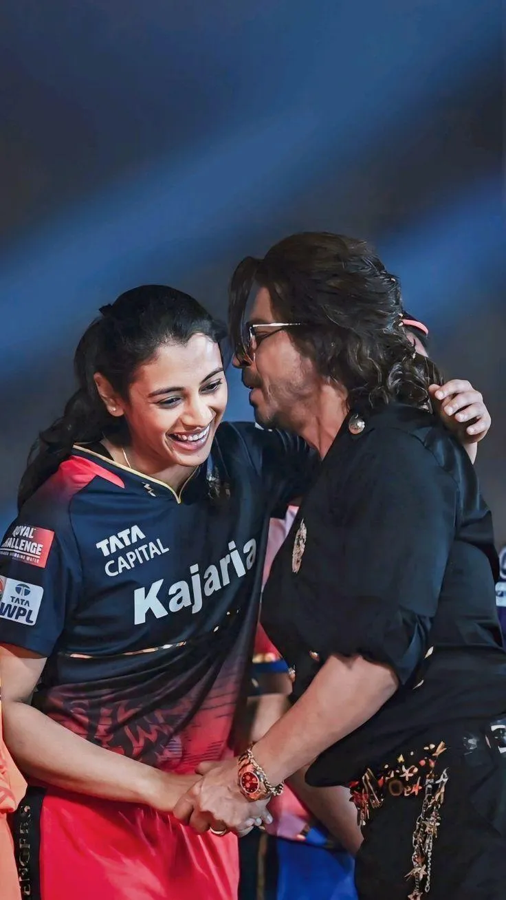 Smriti Mandhana Posing with Teammate in Black Jersey