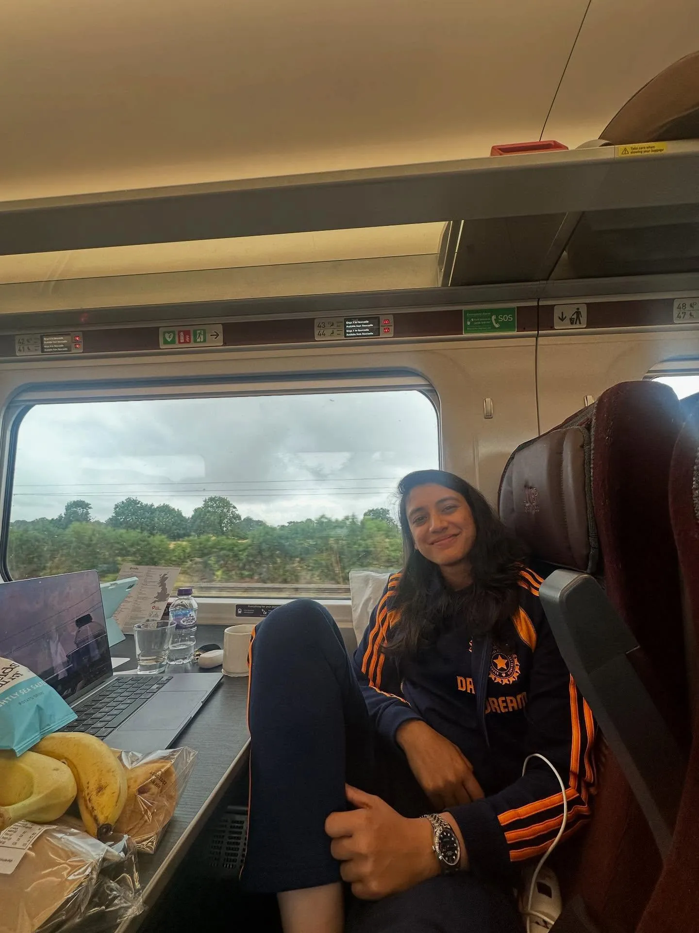 Smriti Mandhana Relaxing During a Journey wallpaper
