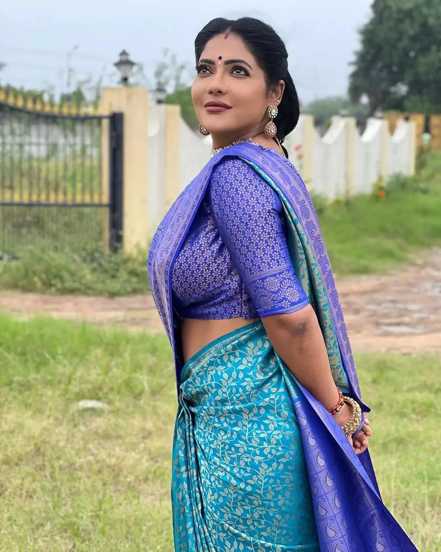 Gorgeous Reshma Pasupuleti in Purple Saree Outdoors Picture