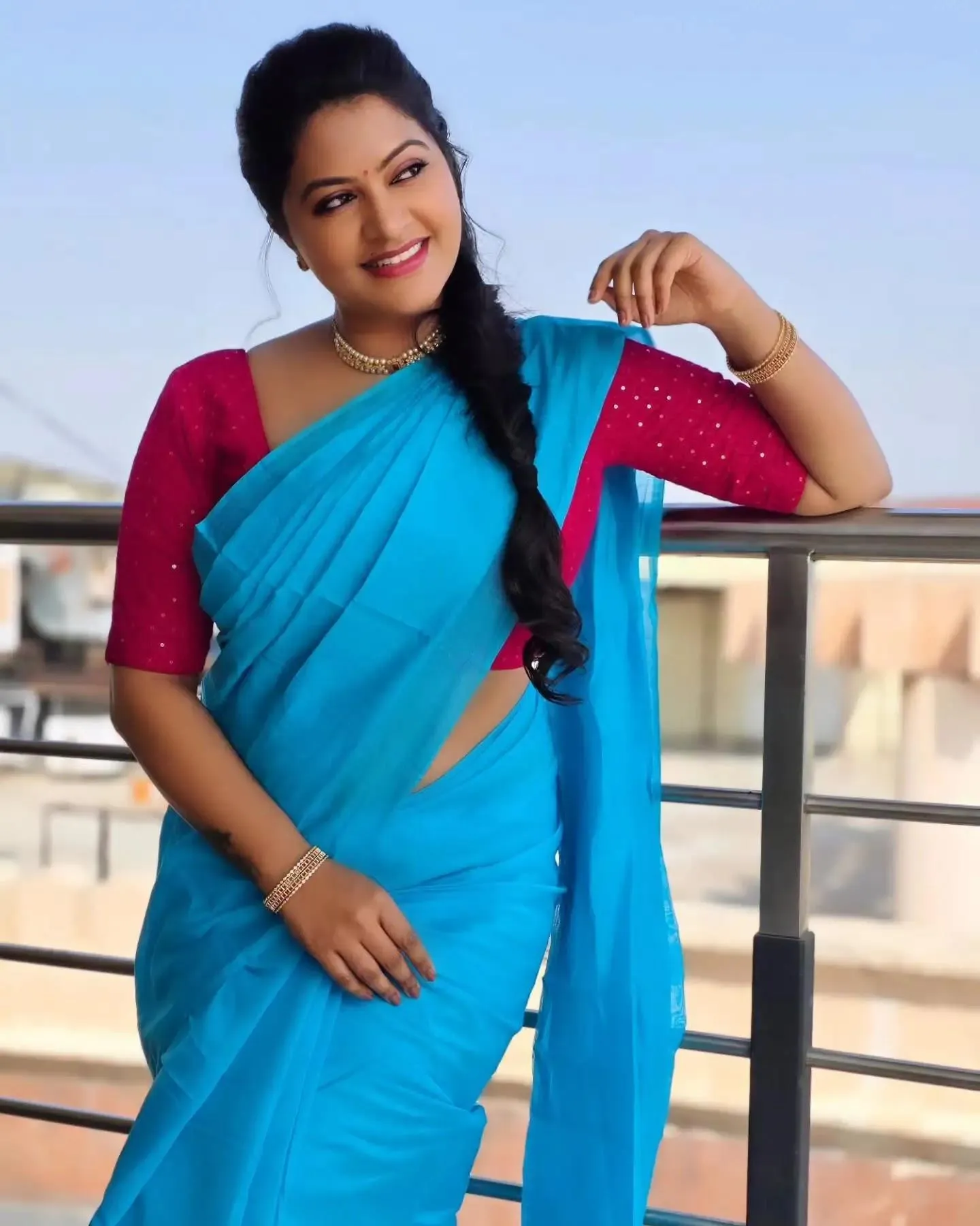Hottie Rachitha Mahalakshmi in Blue Saree Exuding Grace