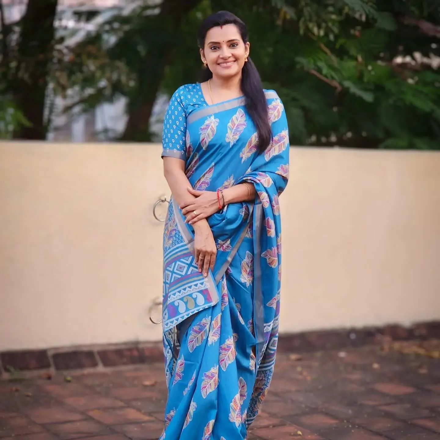 Stunning Sruthi Raj in Blue Saree with Traditional Elegance