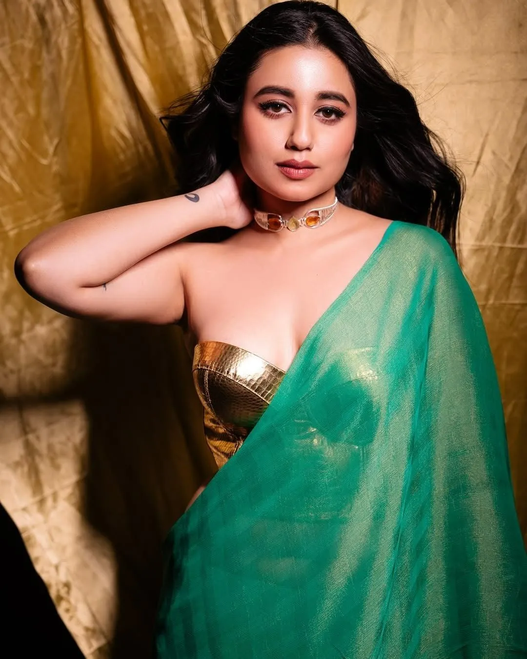 Tempting Swastika Dutta in Green Saree Exuding Elegance