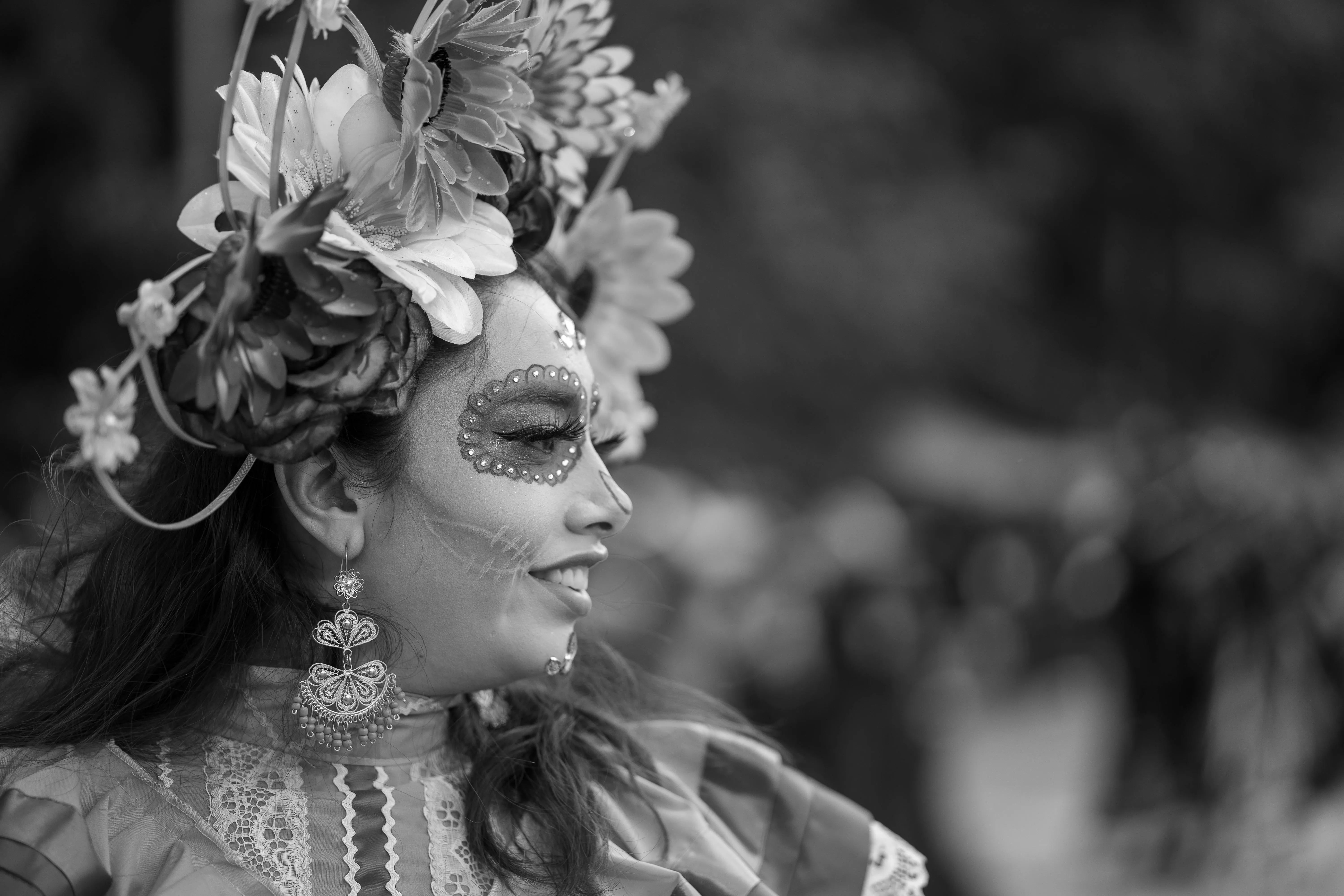 Black and White Halloween Festival Makeup Portrait Wallpaper
