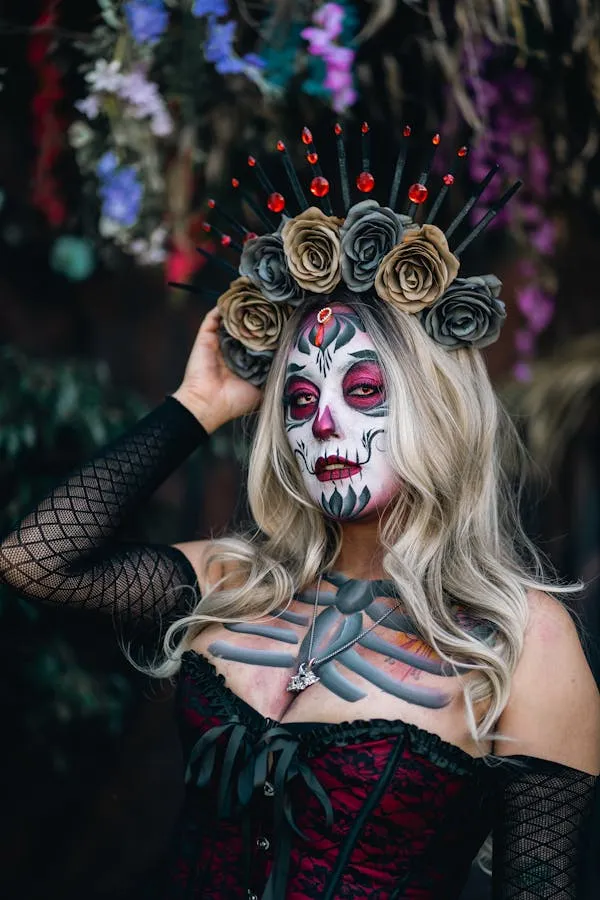 Day of the Dead Makeup for an Artistic Halloween Look