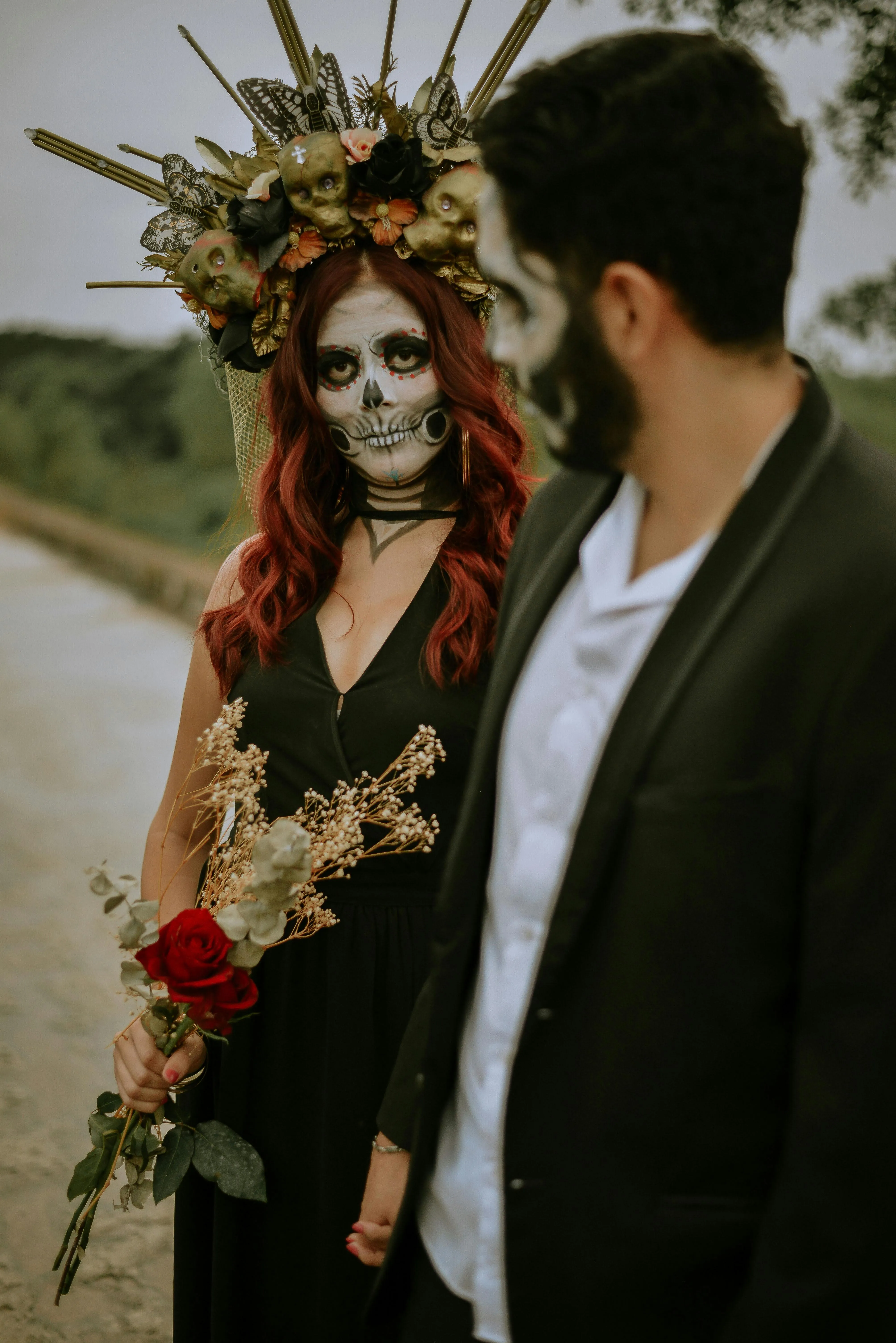 Elegant Halloween Festival Couple Costume Ideas Wallpaper