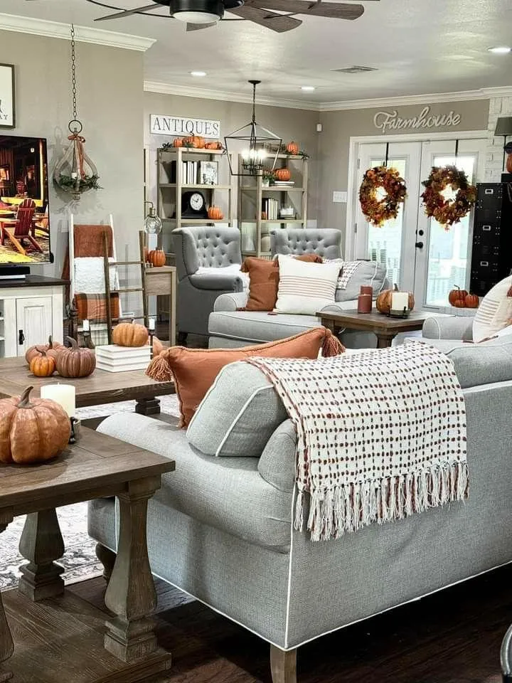 Stylish Modern Living Room with Halloween Accents Wallpaper