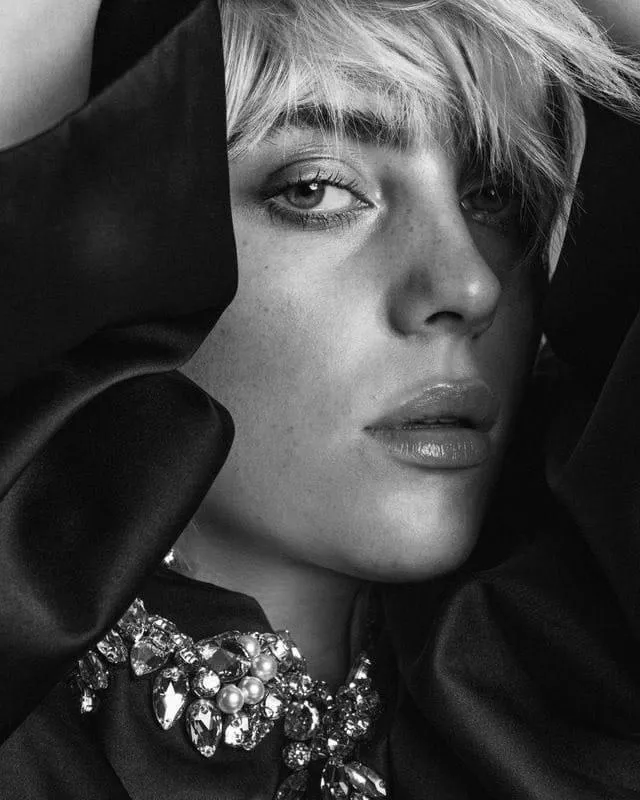 Close up black and white portrait of a woman fashion model