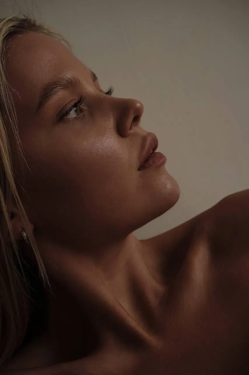 Close up portrait wallpaper of a woman face free wallpaper