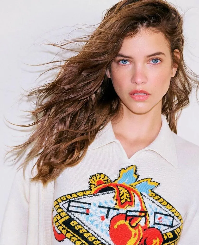 Fresh Beauty Shot with Natural Hair And Vibrant Expression