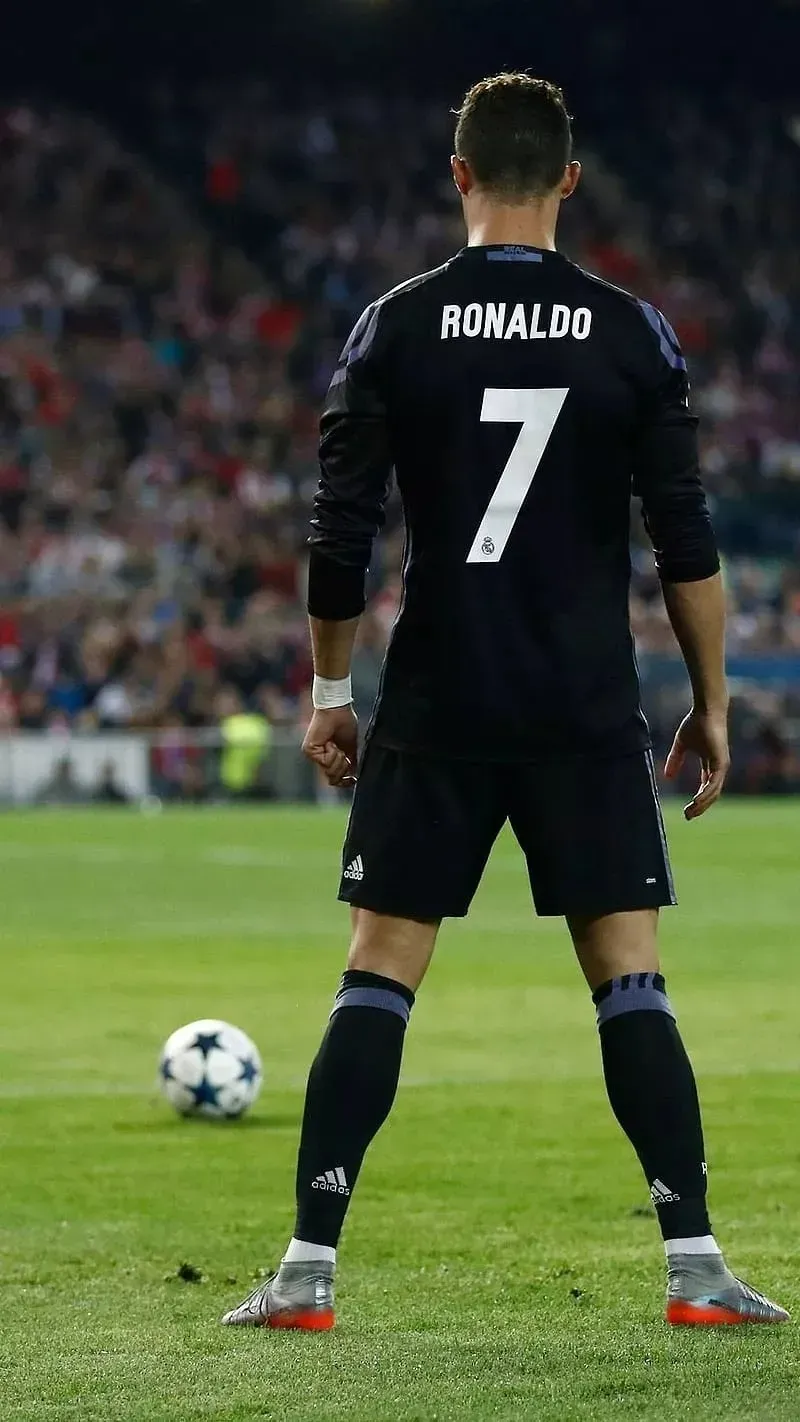 Cristiano Ronaldo Wallpapers  Action Shots in 4K
