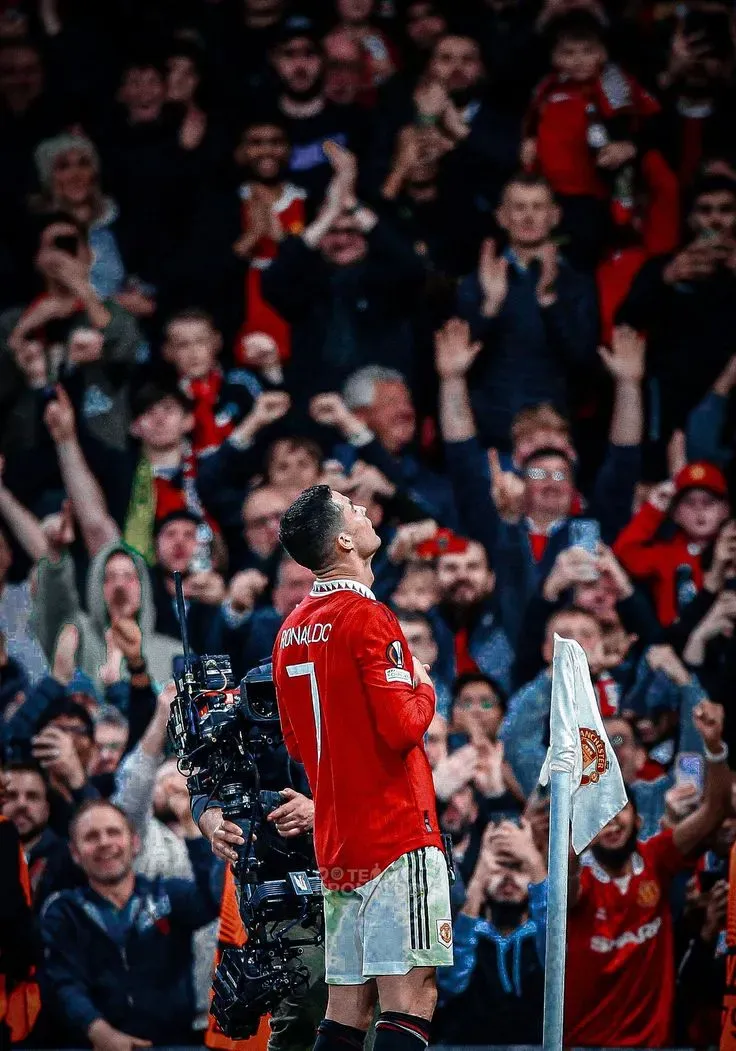 Cristiano Ronaldo Wallpapers with Crowd Flags