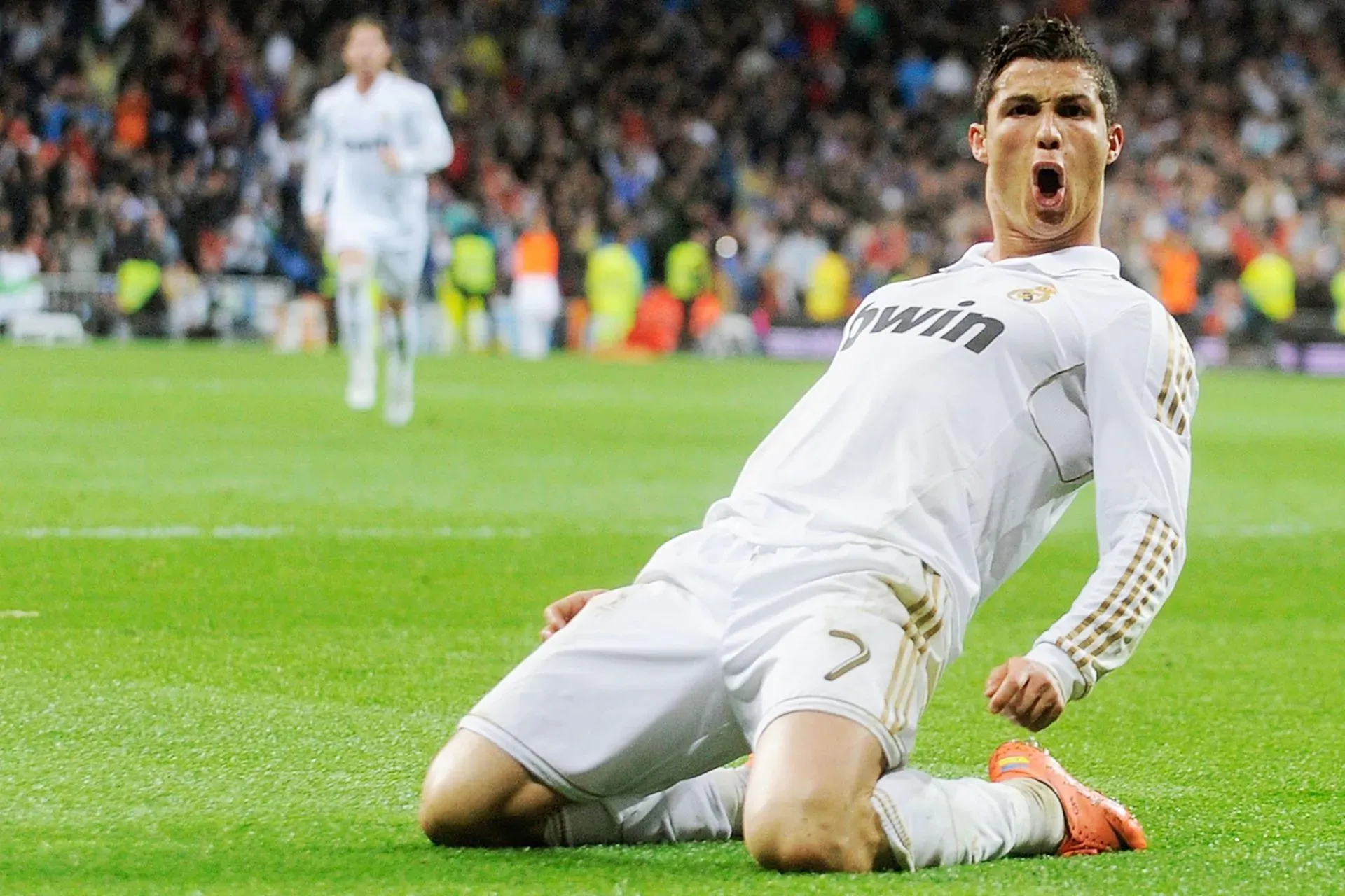 Download Cristiano Ronaldo Wallpapers  Fans Must Have