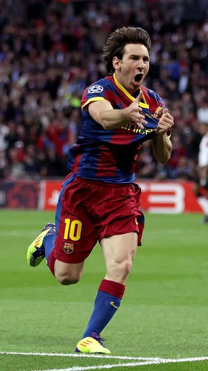 Lionel Messi Celebrating Pose With Barcelona Fcb Logo