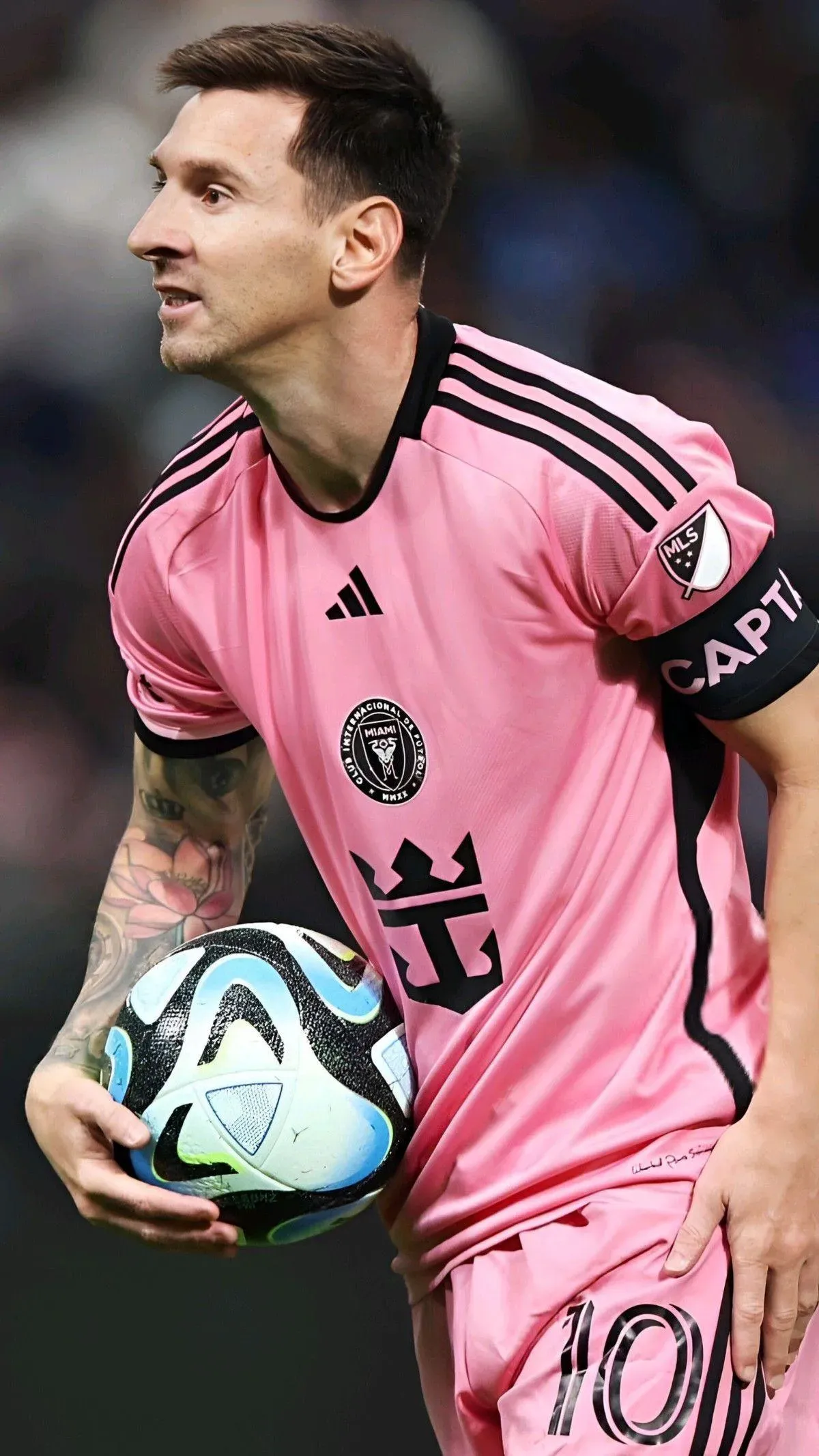 Lionel Messi In Pink Colour Jersey With Funny Face Wallpaper