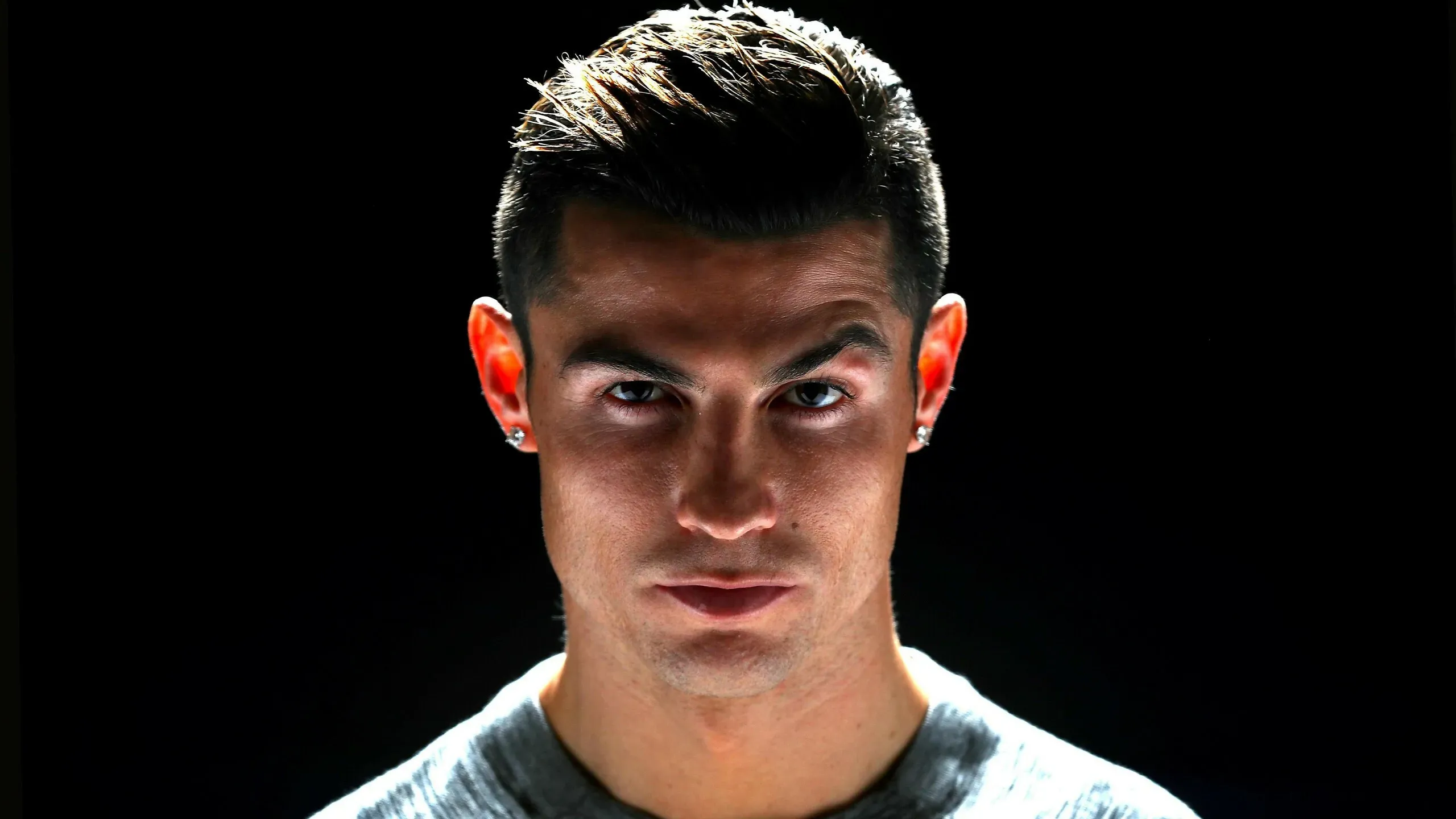 Ronaldo Wallpapers Dark Tunnel Moments