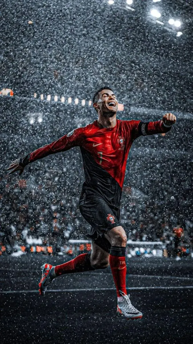 Cristiano Ronaldo Wallpapers Golden Hour Shadows