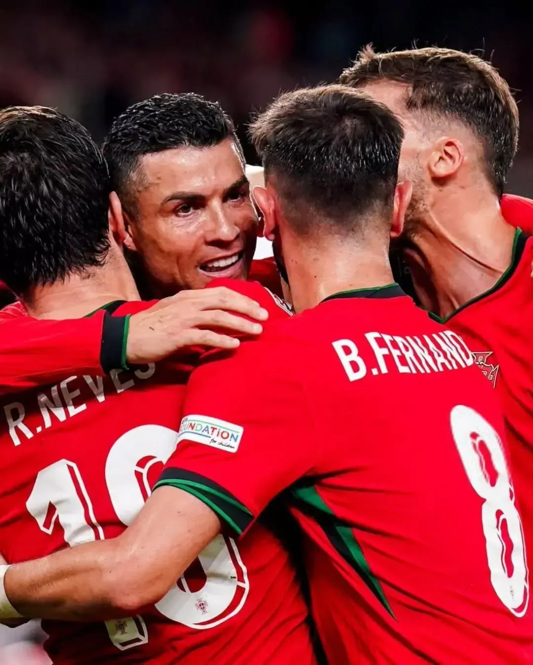 Cristiano Ronaldo Wallpapers with Teammates Hugs