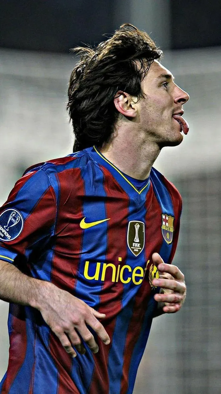 Young Lionel Messi Celebrates For Barcelona Hd Wallpaper