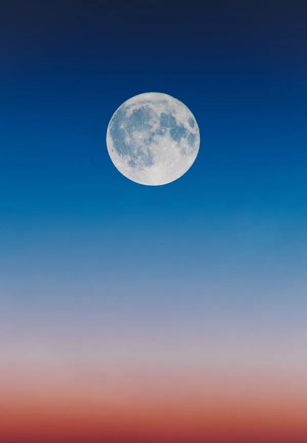 Full Moon Above Horizon During Early Dusk Light Wallpaper