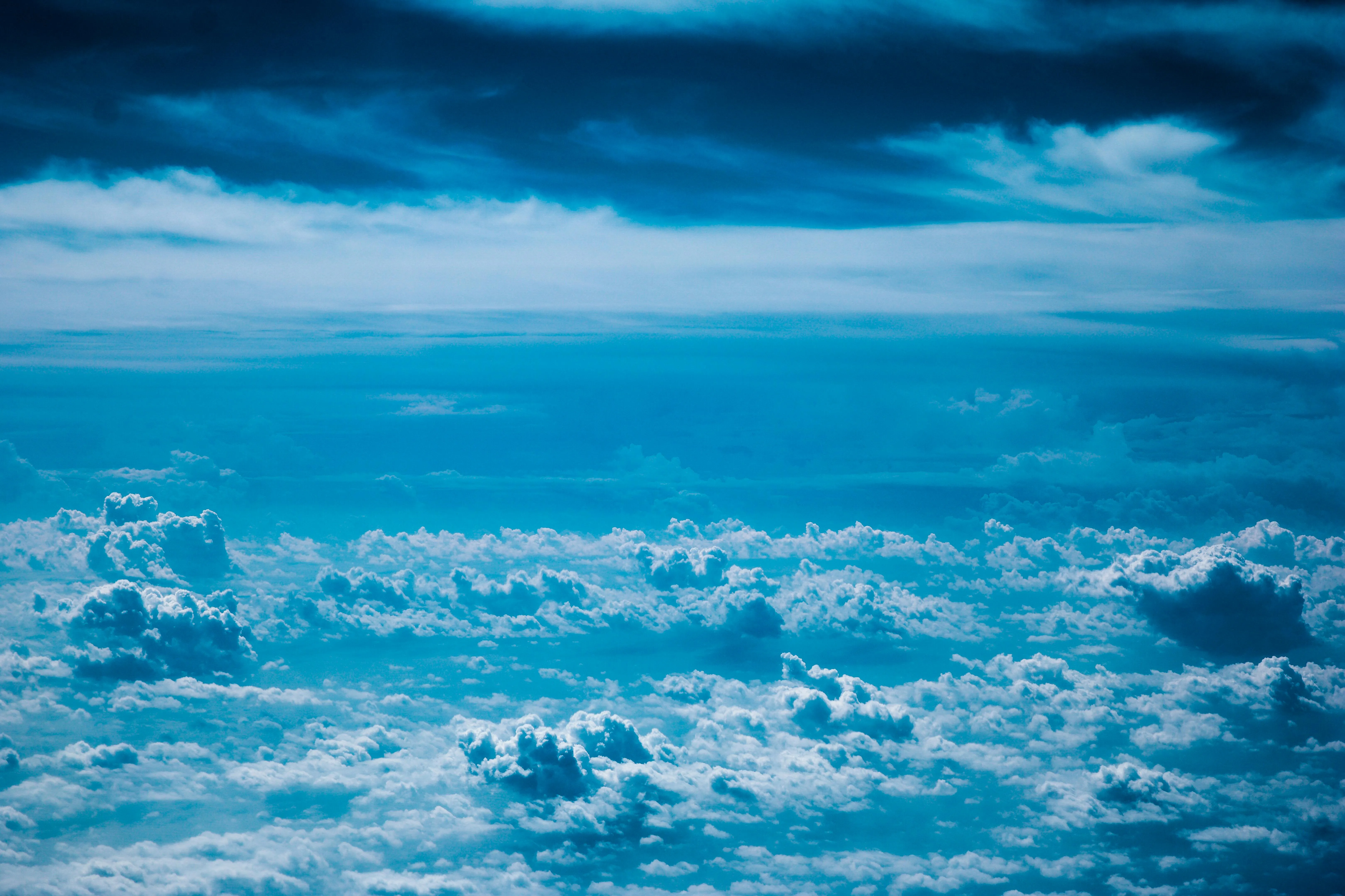 Powerful Ocean Waves Under a Moody Blue Sky Atmosphere