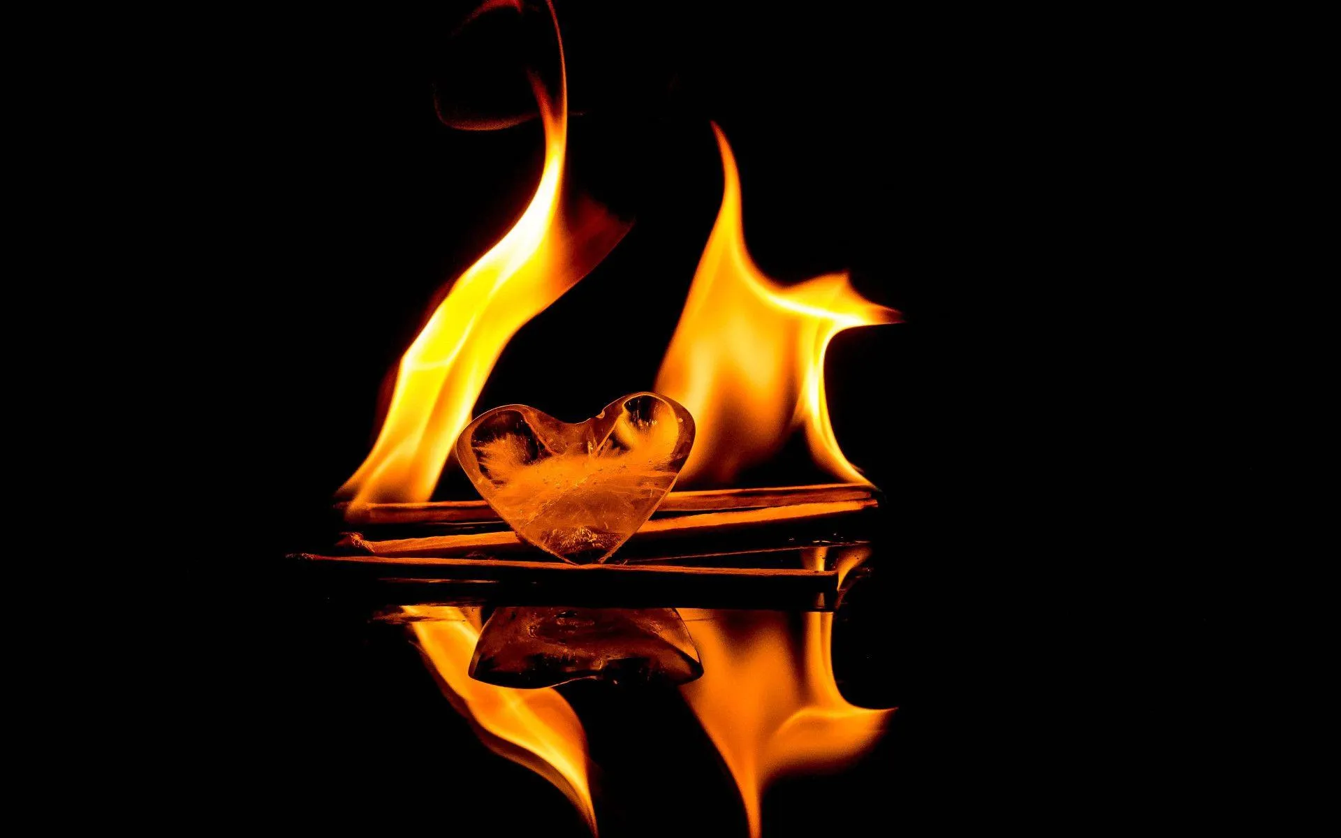 Burning Flame Heart Romantic Love Background Wallpaper