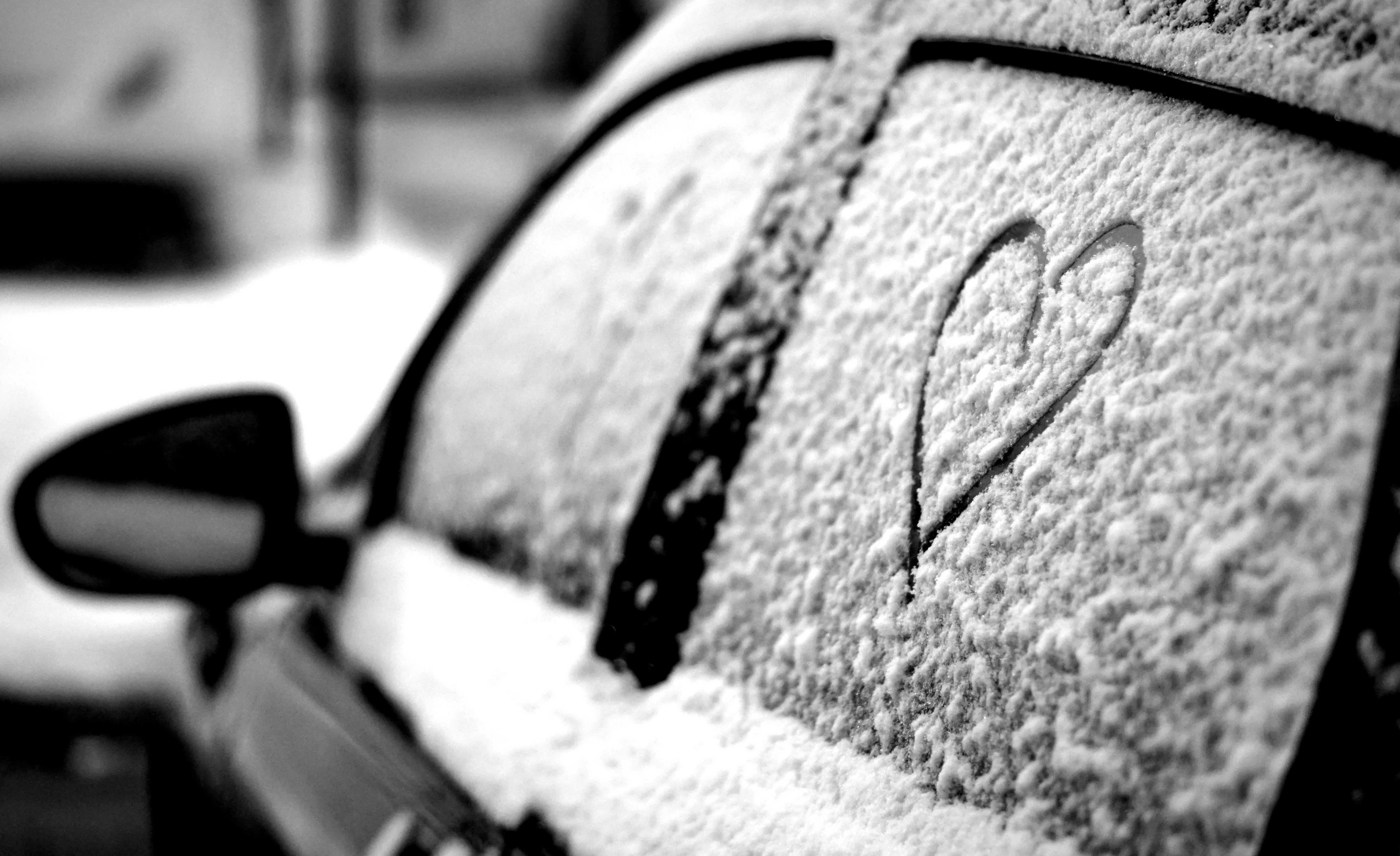 Heart Drawn on Car Window on Cold Winter Morning Wallpaper