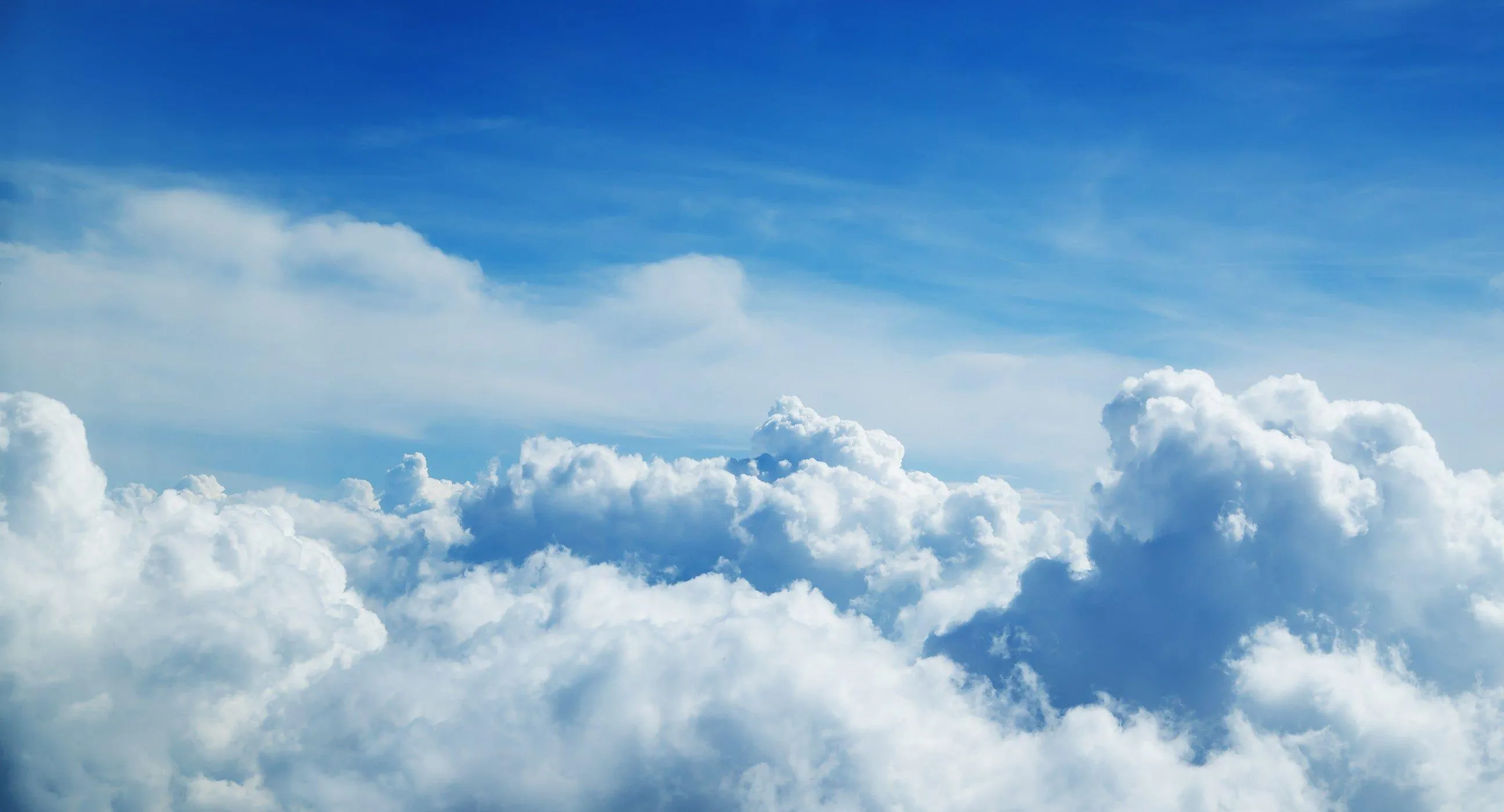 Peaceful Blue Sky Representing Calm Romantic Mood Wallpaper