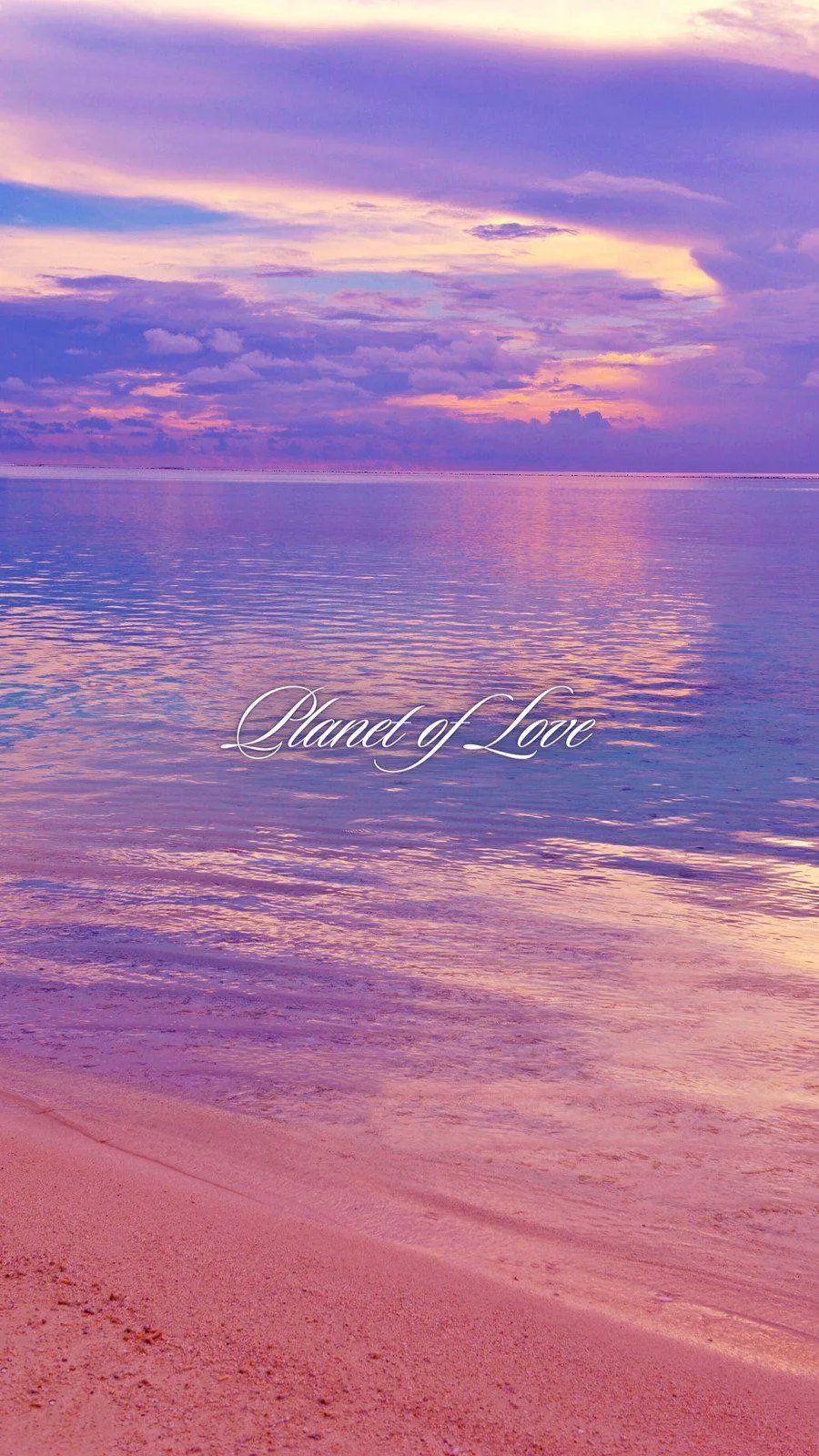 Soft Sunset Sky Representing Calm Romantic Mood Wallpaper