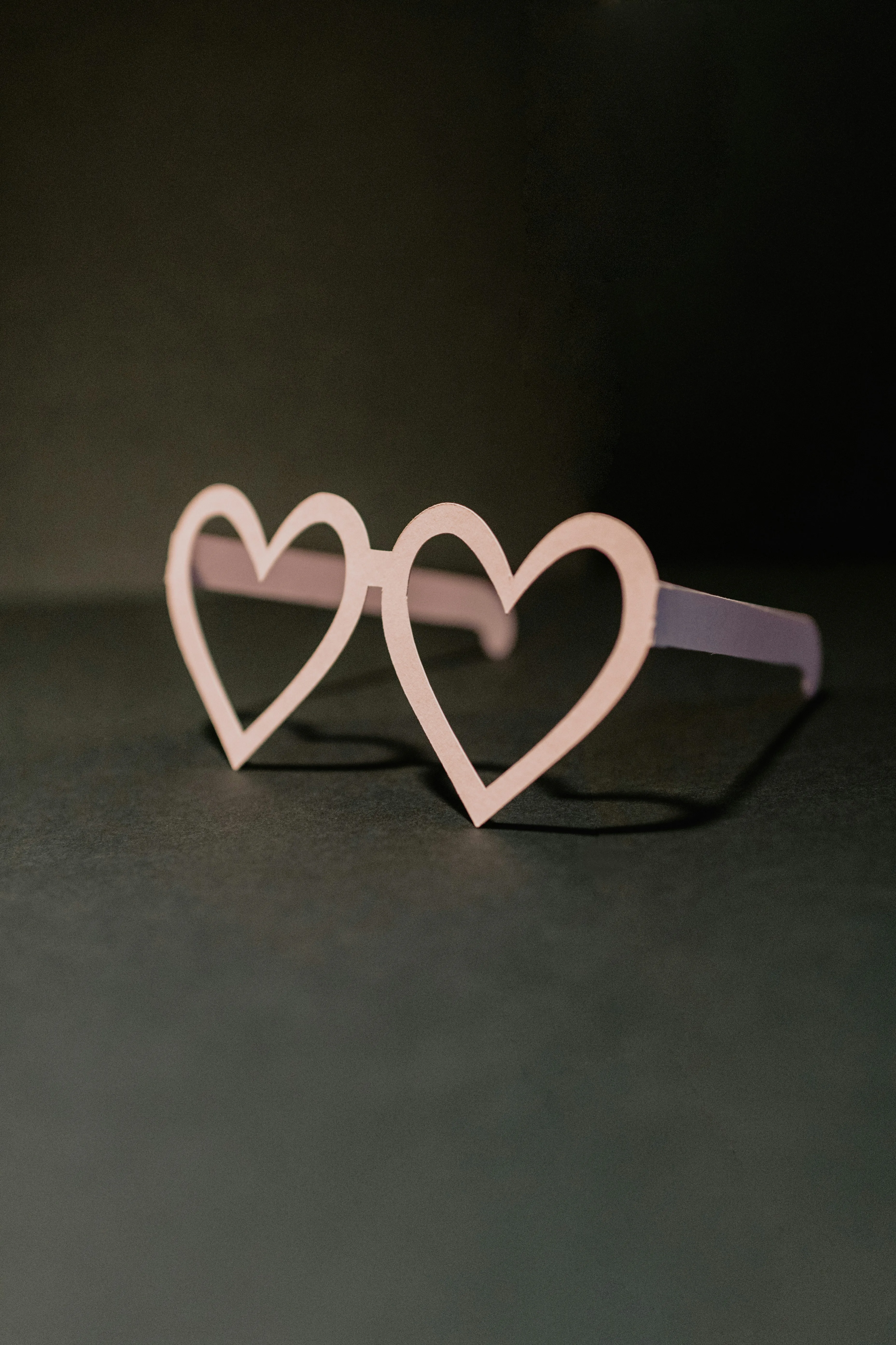 Twin Heart Rings Symbolizing Endless Affection Wallpaper