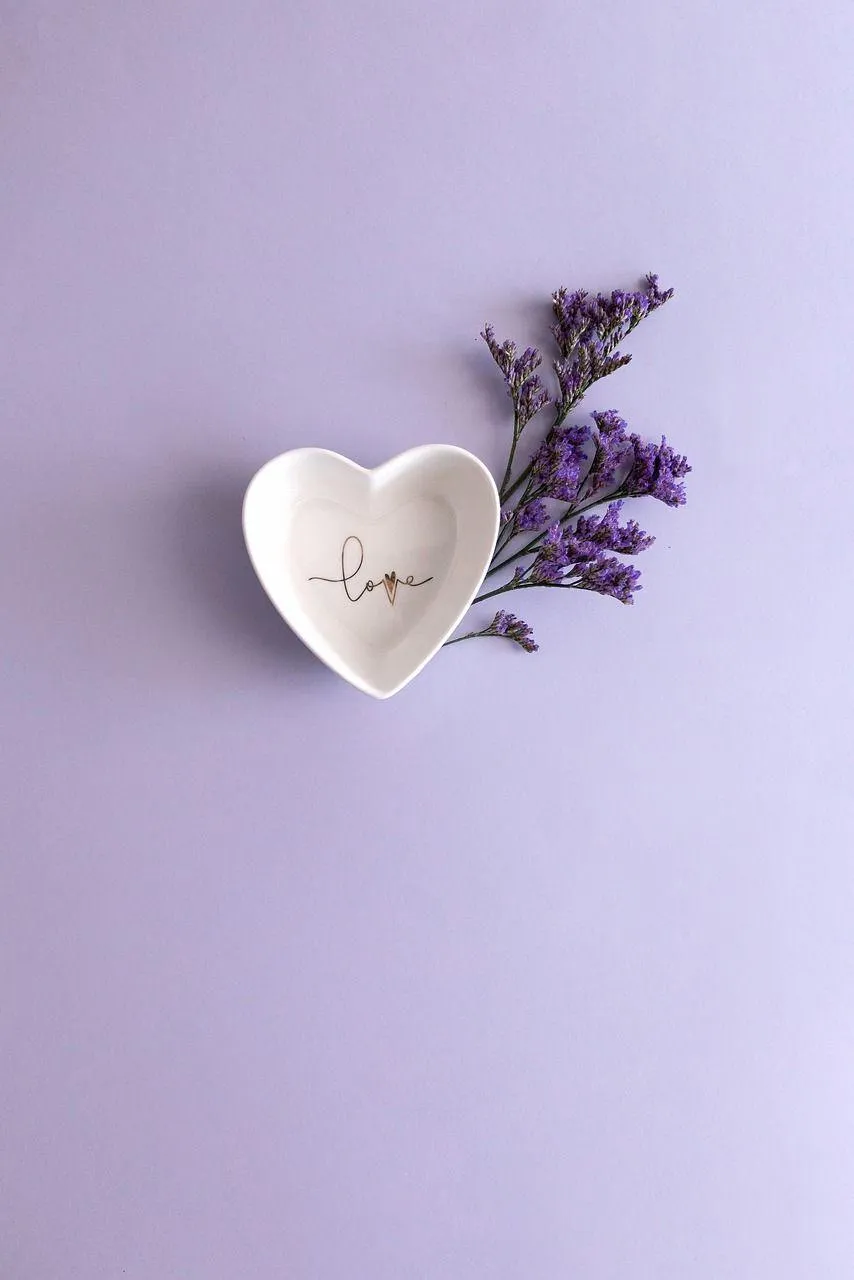 White Heart Decoration on Purple Minimal Background Image