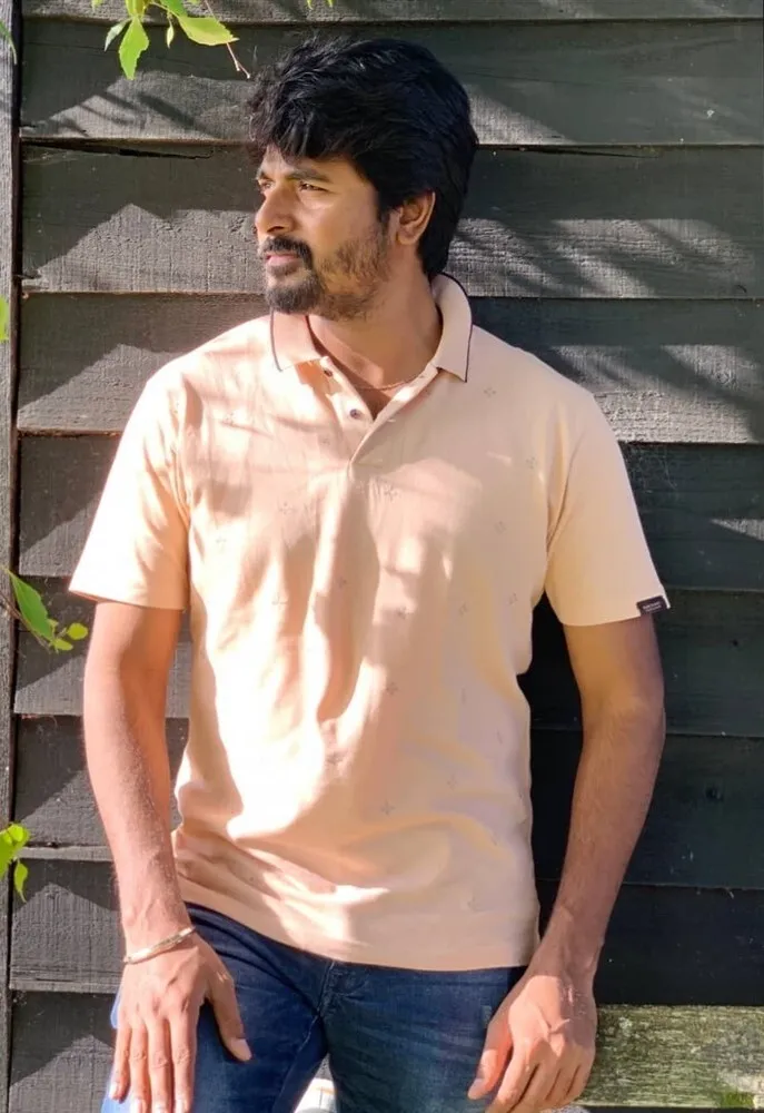 Actor Sivakarthikeyan in Pink Shirt Looking Sideways Image