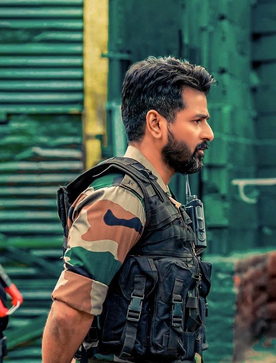 Amaran Sivakarthikeyan in Army Uniform with Tactical Gear