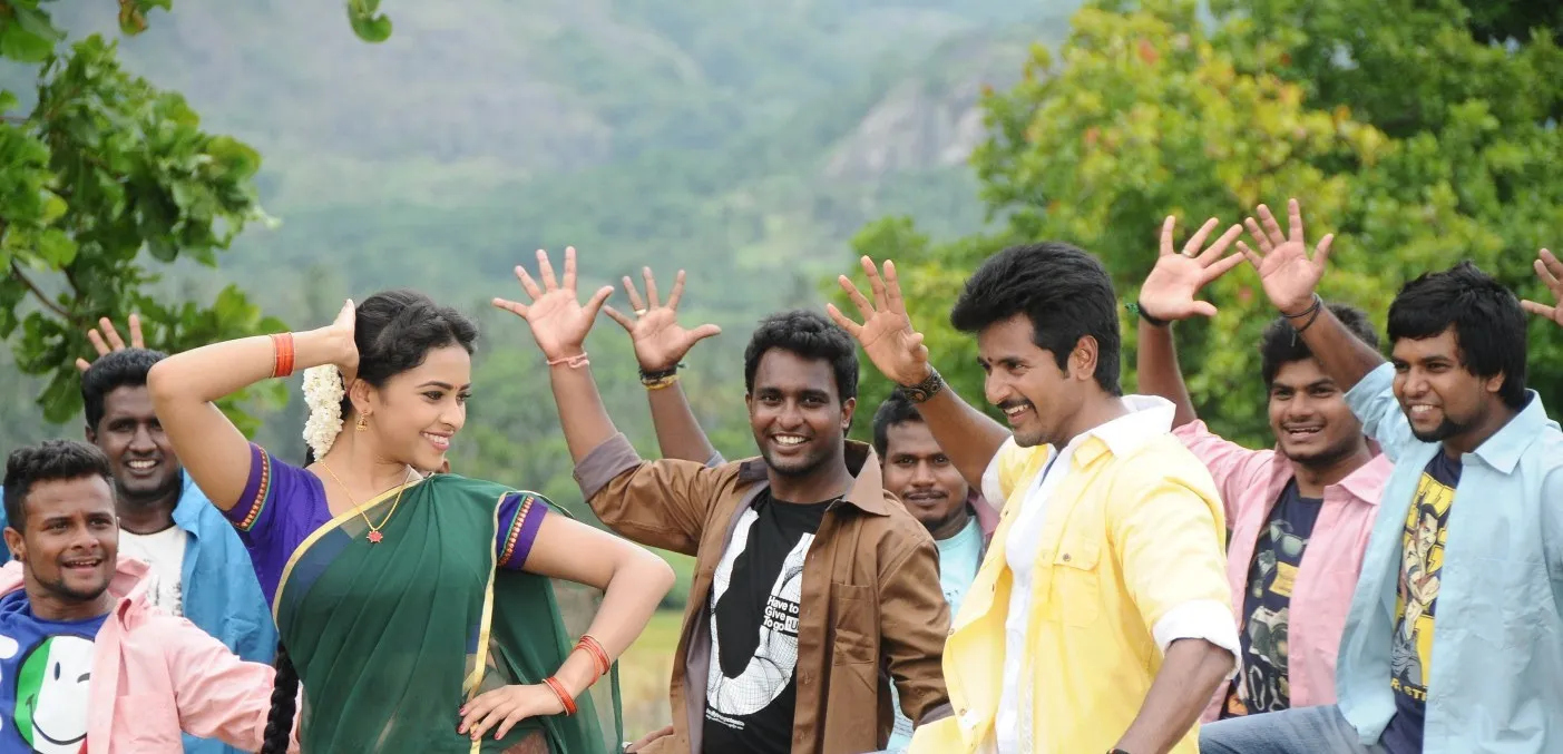 Joyful Group Dance of Sivakarthikeyan with Sri Divya Image